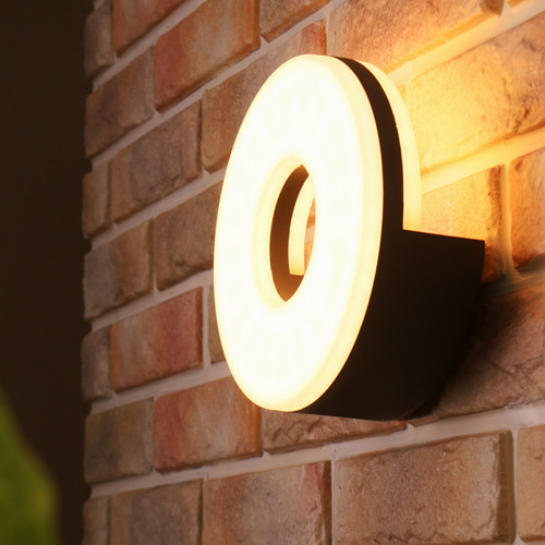 모던한 도넛츠 모양의 둥근 라운드형 잉그리드 LED 20W 실외 방수 외부 벽등 [그레이]