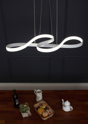 깔끔한 화이트톤과 역동적인 라인의 라벨로 LED 40W 인테리어 디자인 테이블 펜던트 조명 화이트