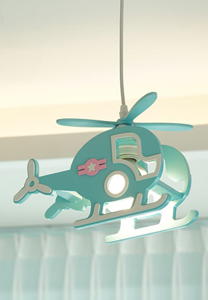 아이들이 좋아할 디자인의 꼬마 헬리콥터 1등 키즈 아이방 어린이 놀이방 펜던트 조명